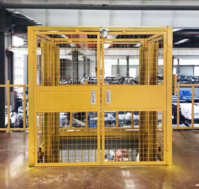 三亚智能导轨式升降机亮相